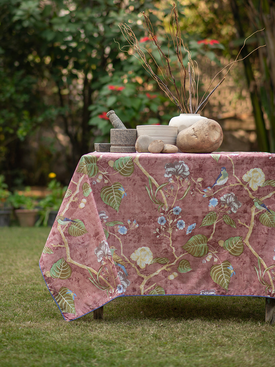 Table Cloth : Birch Rose