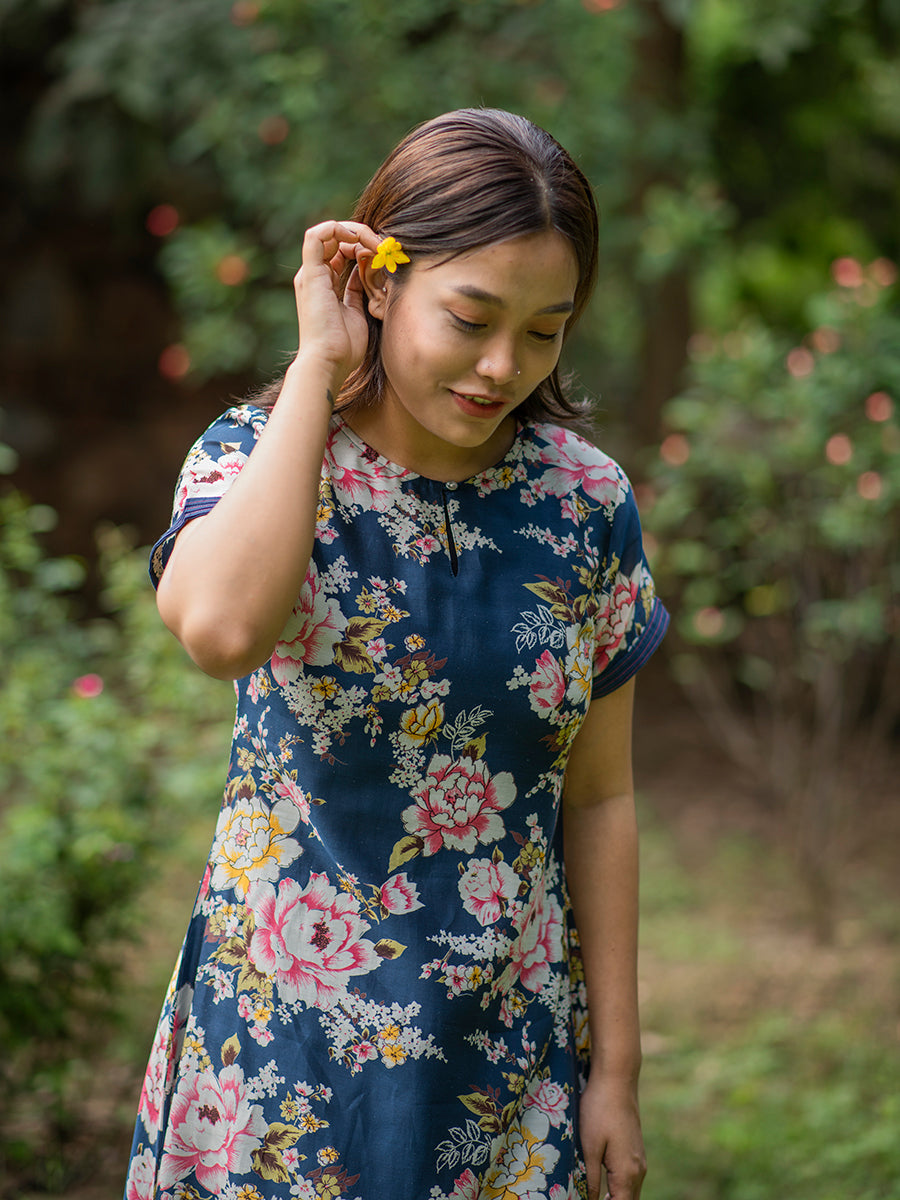 Martina Dress : Magnolia Navy