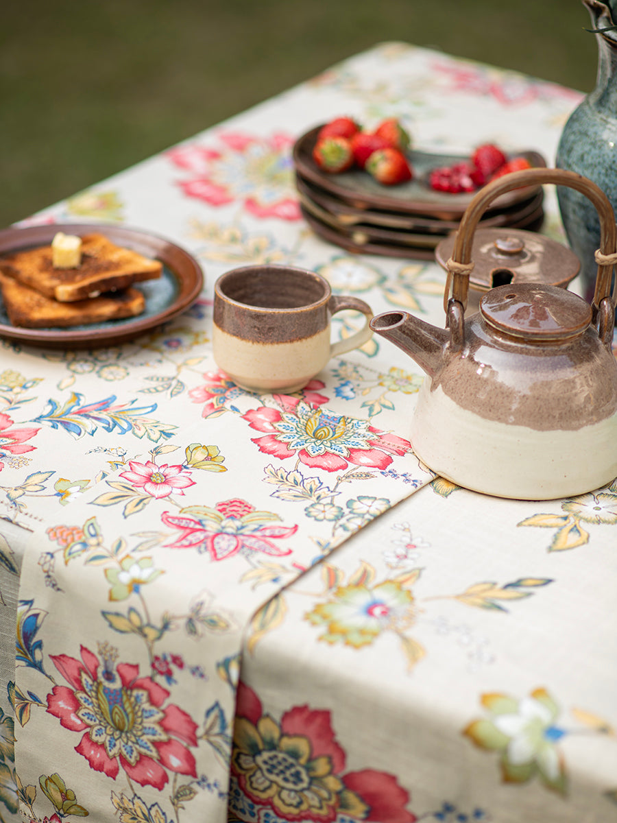 Rio Printed Table Cloth - Beading : Ivory