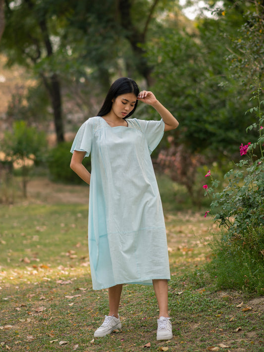 Yua Dress : Powder Blue