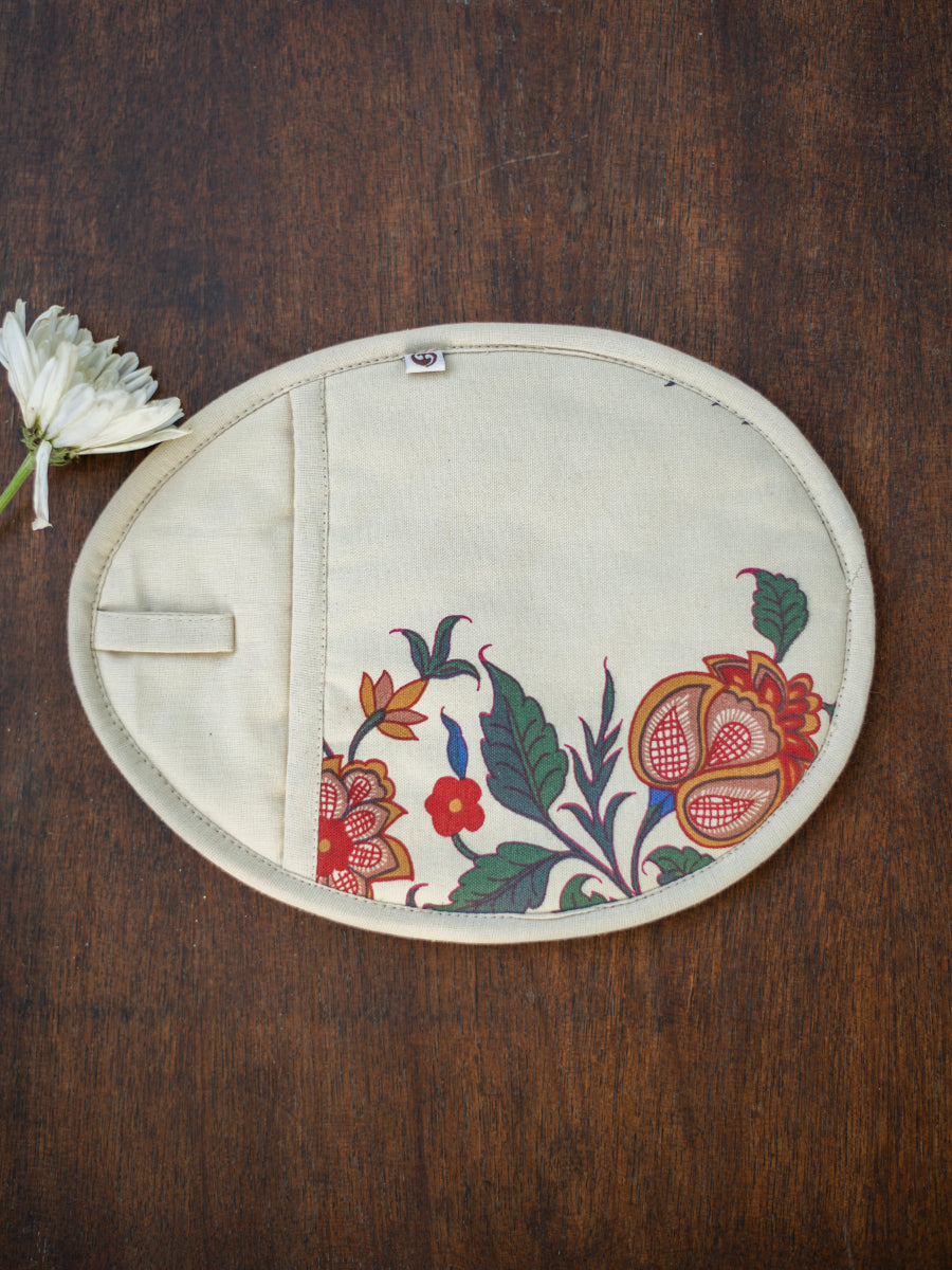 Canvas Hot Pad : Gamla Ivory