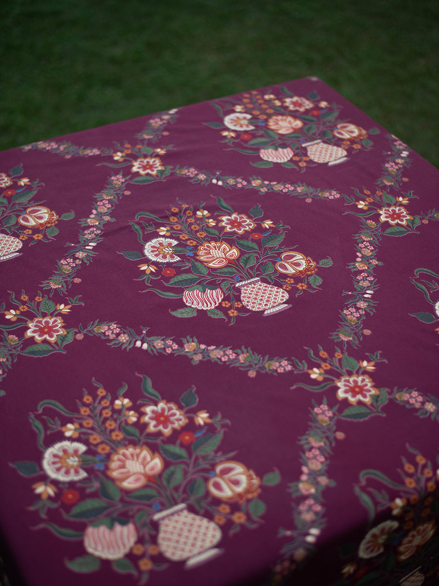 Table Cloth : Gamla Dark Cherry